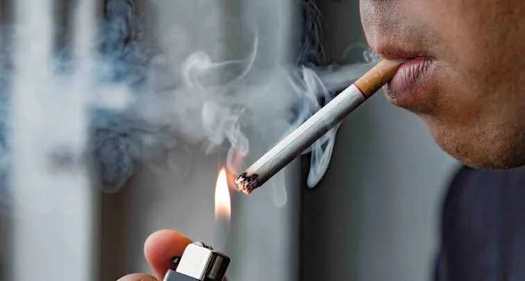 الإحصائيات تكشف عن تراجع عدد المدخنين في مصر إلى 14% لعام 2023/2024