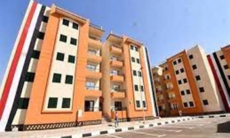 الإسكان تعلن عن كتيبات شروط حجز 15 ألف وحدة سكنية في مشروع “سكن لكل المصريين” يوم الأربعاء.