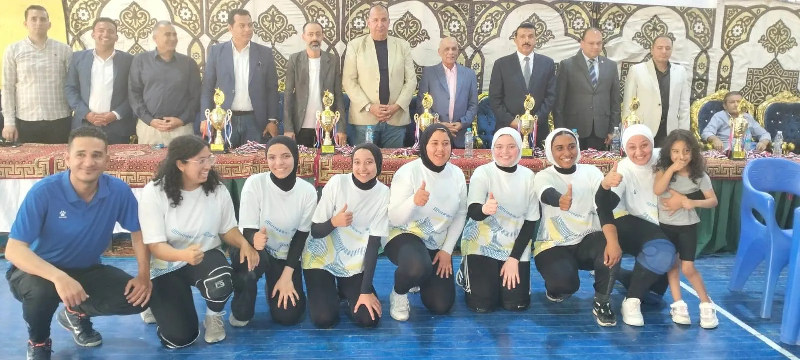 الإسماعيلية تحتضن ختام الدوري الرياضي وتصفيات الكرة النسائية الإسماعيلية تحتضن ختام الدوري الرياضي وتصفيات الكرة النسائية