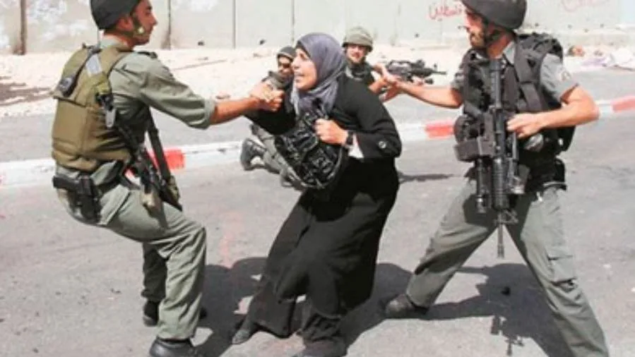 الاحتلال الإسرائيلي يعتقل 530 فلسطينياً، من بينهم 78 طفلاً وامرأة، في الضفة الغربية المحتلة. الاحتلال الإسرائيلي يعتقل 530 فلسطينياً، من بينهم 78 طفلاً وامرأة، في الضفة الغربية المحتلة.