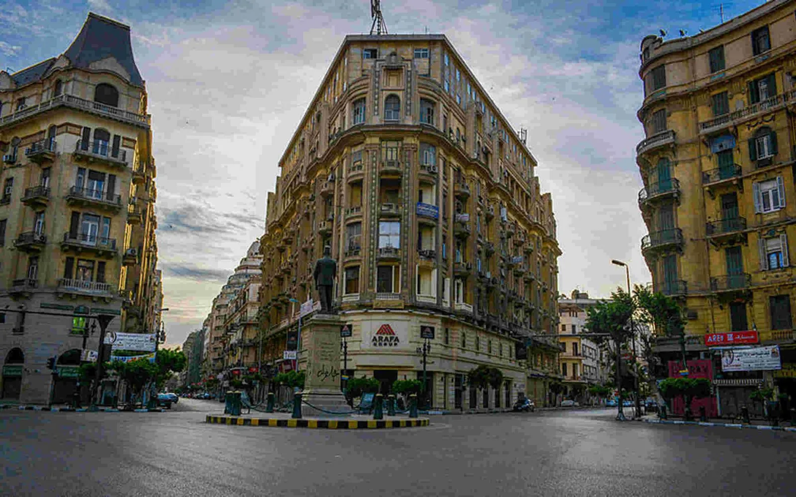 مستشار في جمعية المستأجرين: في الثمانينات دفعنا ما يعادل كيلو إلا ربع من الذهب اليوم. مستشار في جمعية المستأجرين: في الثمانينات دفعنا ما يعادل كيلو إلا ربع من الذهب اليوم.