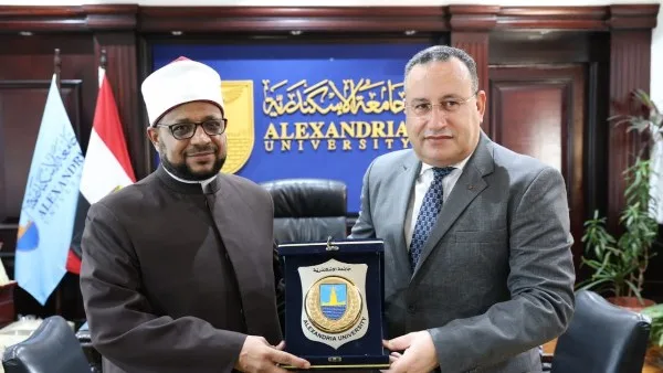 البحوث الإسلامية: الأزهر لا يقتصر دوره على التوجيه بعد وقوع المشكلات بل يعمل على تحصين الشباب البحوث الإسلامية: الأزهر لا يقتصر دوره على التوجيه بعد وقوع المشكلات بل يعمل على تحصين الشباب