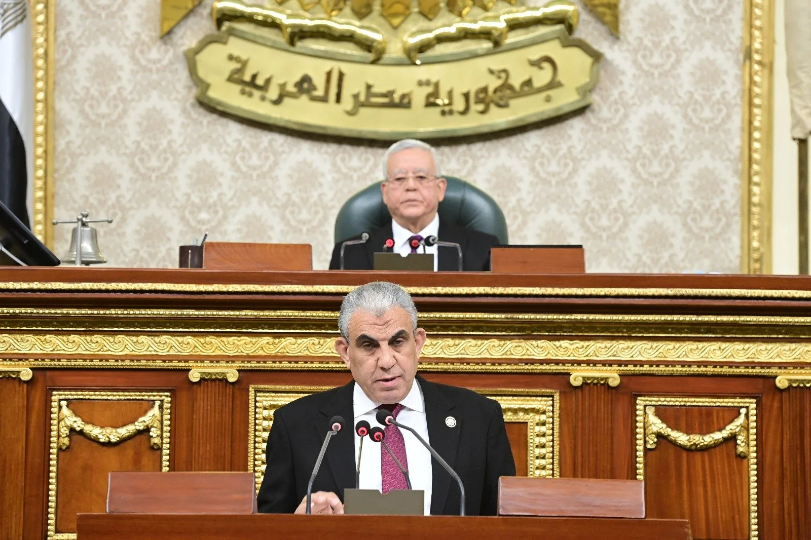 البرلمان يستعرض اقتراح الحكومة حول تحديد نسبة الزيادة الدورية.