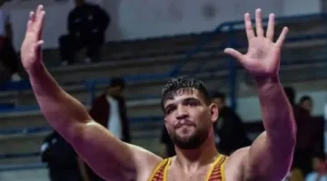 البطل المصارعة عبداللطيف منيع يرفع علم مصر بفخر: الحصول على المركز الأول في إفريقيا والسعودية