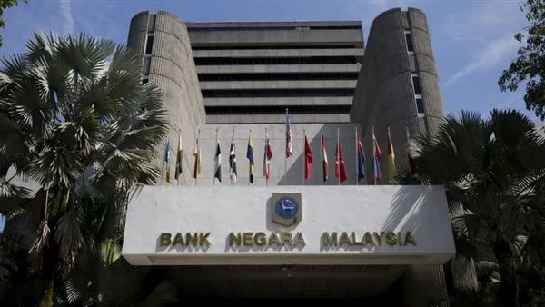 البنك المركزي الماليزي يقرر تثبيت سعر الفائدة الرئيسي عند 3% البنك المركزي الماليزي يقرر تثبيت سعر الفائدة الرئيسي عند 3%