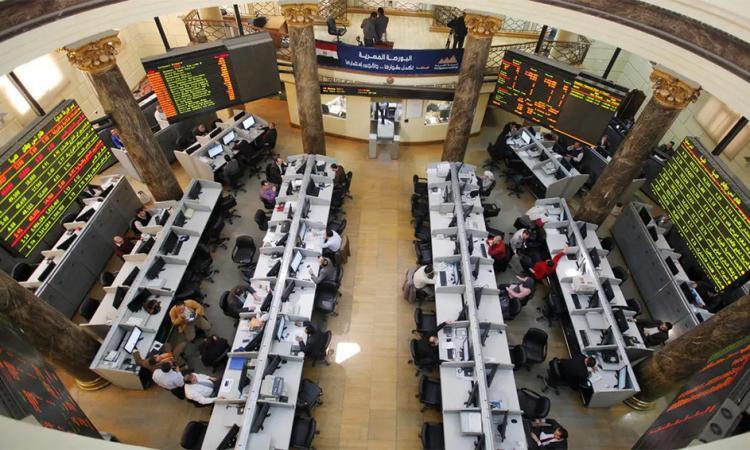 بورصة مصر.. تباين بالمؤشرات و9 أسهم تصعد بأكثر من 15 % بورصة مصر.. تباين بالمؤشرات و9 أسهم تصعد بأكثر من 15 %