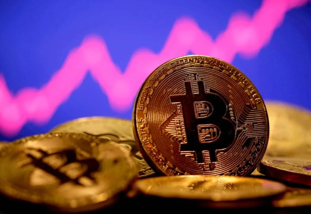 البيتكوين تتخطى حاجز الـ2.2 تريليون دولار.. زيادة تاريخية في القيمة السوقية البيتكوين تتخطى حاجز الـ2.2 تريليون دولار.. زيادة تاريخية في القيمة السوقية