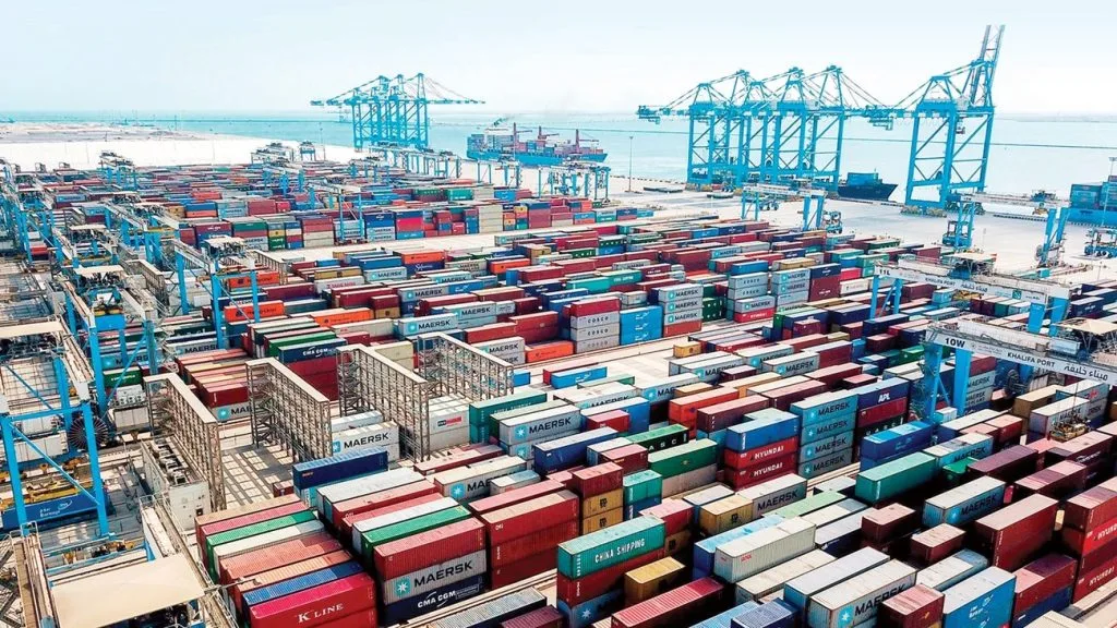 التجارة: 860 مليون دولار قيمة الصادرات من السلع والخدمات حتى الربع الثالث من 2024/2025 التجارة: 860 مليون دولار قيمة الصادرات من السلع والخدمات حتى الربع الثالث من 2024/2025