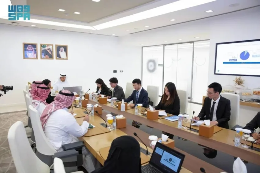التجارة تبحث عن حلول سريعة لمشكلات المستهلك في صناعة السيارات مع ممثلي التجارة من الصين التجارة تبحث عن حلول سريعة لمشكلات المستهلك في صناعة السيارات مع ممثلي التجارة من الصين