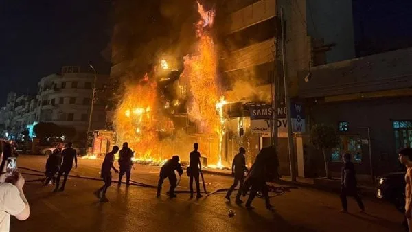 التحقيقات الأولية في حريق مصر الجديدة: خسائر بقيمة 2 مليون جنيه التحقيقات الأولية في حريق مصر الجديدة: خسائر بقيمة 2 مليون جنيه