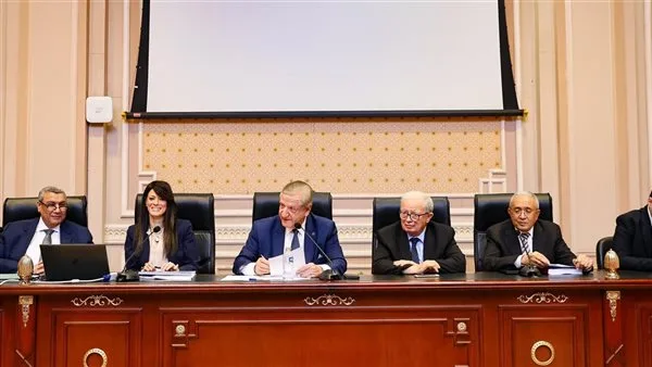 التخطيط: رفع نسبة الاستثمارات الخاصة إلى 63% في خطة الميزانية للسنة المالية المقبلة. التخطيط: رفع نسبة الاستثمارات الخاصة إلى 63% في خطة الميزانية للسنة المالية المقبلة.
