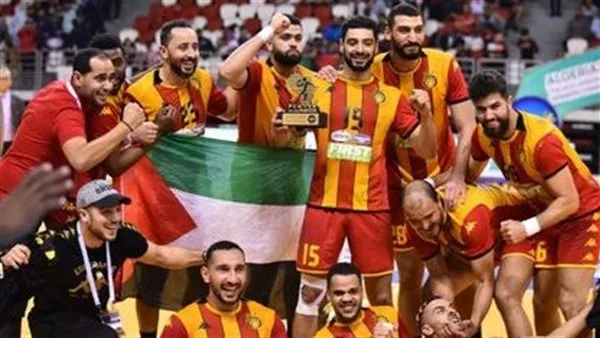 الترجي يتجاوز المنتدى المغربي ويستعد لملاقاة الأهلي في نهائي السوبر الإفريقي لكرة اليد. الترجي يتجاوز المنتدى المغربي ويستعد لملاقاة الأهلي في نهائي السوبر الإفريقي لكرة اليد.