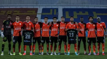 بعد إعادة استخدام تقنية الفيديو.. طرد حارس مرمى فاركو خلال مباراة الأهلي في الدوري