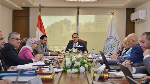 التعاقد مع عدد من العمالة الموسمية والمؤقتة بالمنشآت الصحية التعاقد مع عدد من العمالة الموسمية والمؤقتة بالمنشآت الصحية