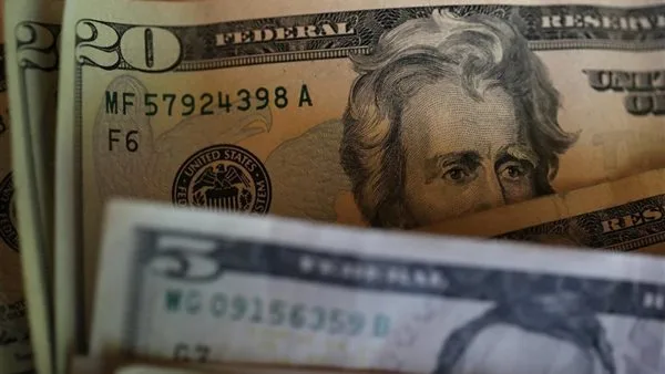 سعر الدولار مقابل الجنيه.. أسعار صرف الدولار الحالية في بنك مصر والبنك الأهلي سعر الدولار مقابل الجنيه.. أسعار صرف الدولار الحالية في بنك مصر والبنك الأهلي