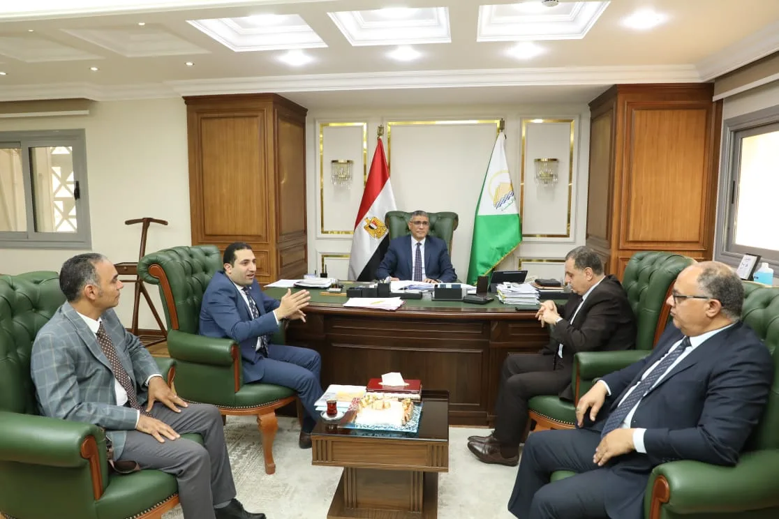 التنمية المحلية: حصر مشكلات ترتخيص المحال العامة لبحث حلها التنمية المحلية: حصر مشكلات ترتخيص المحال العامة لبحث حلها