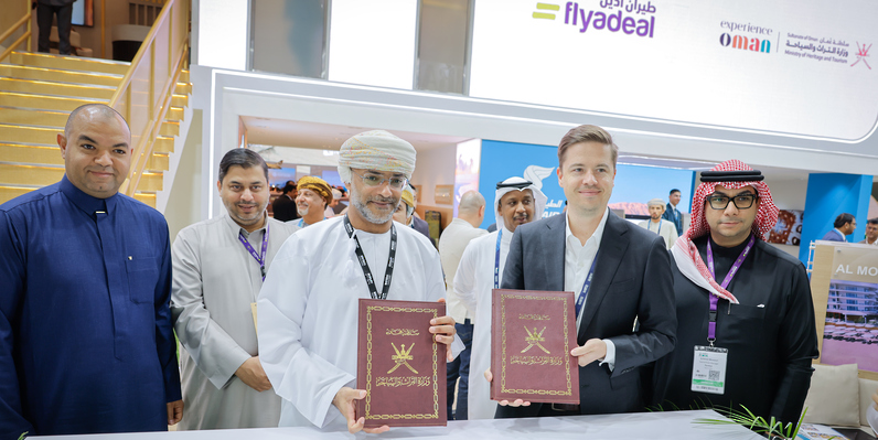 التوقيع على اتفاقيات تعاون لتعزيز تدفق السياح القادمين لخريف ظفار 2025 التوقيع على اتفاقيات تعاون لتعزيز تدفق السياح القادمين لخريف ظفار 2025