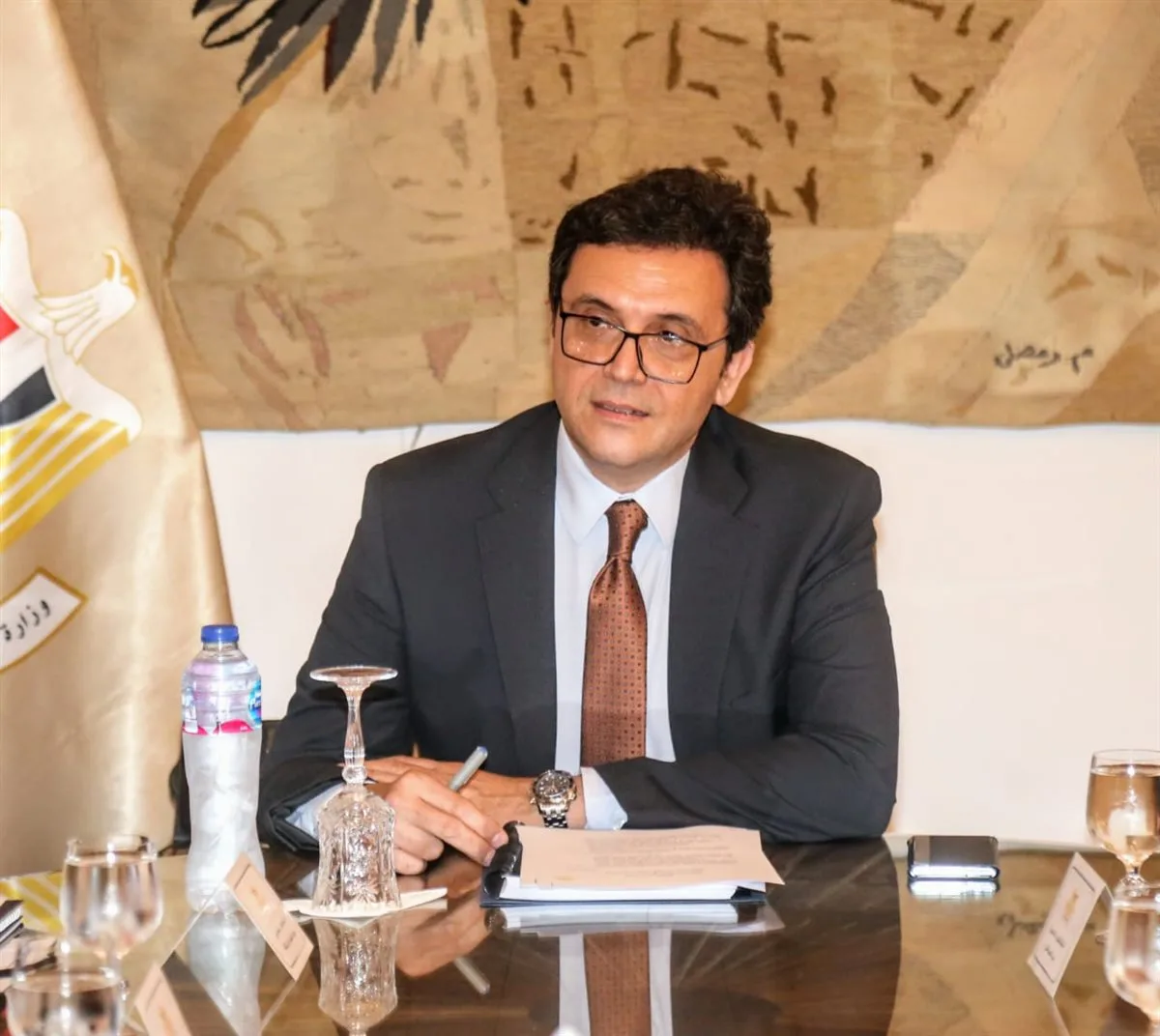 الثلاثاء.. حفل توزيع جوائز مسابقتي “الرواية لليافعين” و”التأليف المسرحي” بالهناجر الثلاثاء.. حفل توزيع جوائز مسابقتي “الرواية لليافعين” و”التأليف المسرحي” بالهناجر