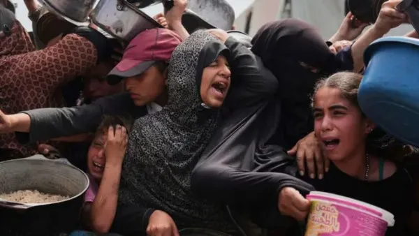 الجوع خير وسيلة للتهجير.. وزير إسرائيلي يطالب بقتـــ. ل سكان غزة الجوع خير وسيلة للتهجير.. وزير إسرائيلي يطالب بقتـــ. ل سكان غزة