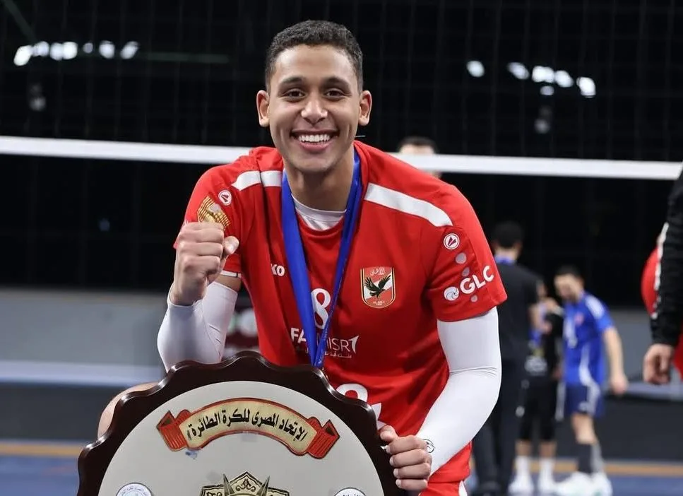 الحسيني لاعب الطائرة: المحترف الإيطالي تألق في البداية ثم تحول إلى عبء على الفريق الحسيني لاعب الطائرة: المحترف الإيطالي تألق في البداية ثم تحول إلى عبء على الفريق