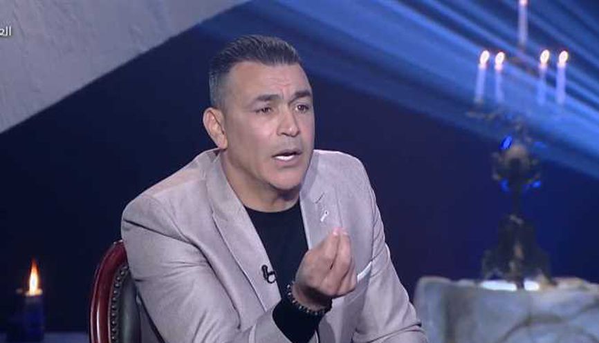 الحضري يطالب حارس الأهلي بالرحيل الحضري يطالب حارس الأهلي بالرحيل