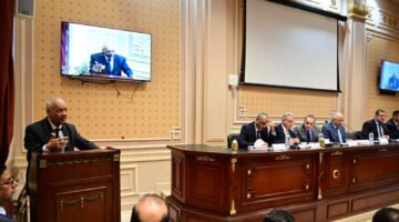 الحكومة تستعرض تطور قوانين الإيجار أمام البرلمان: التوازن والعدالة بين المالك والمستأجر دون انحياز