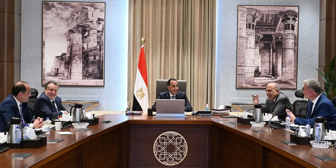 الحكومة تعرض استراتيجيتها لتأمين الوقود اللازم لتشغيل محطات الكهرباء استعدادًا للصيف القادم. الحكومة تعرض استراتيجيتها لتأمين الوقود اللازم لتشغيل محطات الكهرباء استعدادًا للصيف القادم.