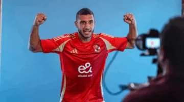 جماهير الأهلي تردد هتافات ضد رامي ربيعة: “امرح يا رامي، الأهلي نادي عظيم” .. فيديو