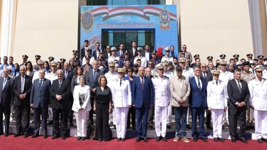 الداخلية تقيم ورشة توعية بعنوان “مساهمة وزارة الداخلية في تعزيز حقوق كبار السن” الداخلية تقيم ورشة توعية بعنوان “مساهمة وزارة الداخلية في تعزيز حقوق كبار السن”