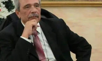 الدكتور سمير محمد ايوب: أيها المسافر وحدك…