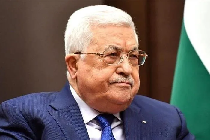 الرئيس الفلسطيني يتواصل مع رئيس المجلس الأوروبي لبحث إنهاء النزاع في غزة