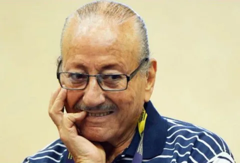 الرئيس الجزائري يعبّر عن تعازيه في وفاة المخرج والمجاهد محمد لخضر حمينة