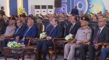 الرئيس السيسى يوجه بسرعة الفصل فى القضايا العمالية للحصول على مستحقاتهم