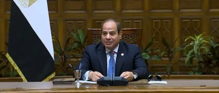الرئيس السيسي يأمر بتوسيع الفئات المستفيدة من مبادرة “الرواد الرقميون” الرئيس السيسي يأمر بتوسيع الفئات المستفيدة من مبادرة “الرواد الرقميون”