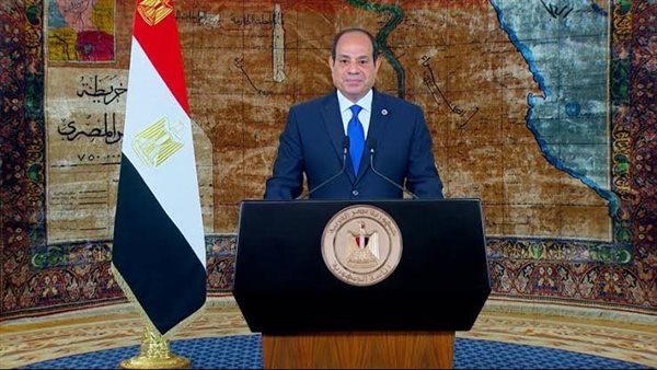 الرئيس السيسي: عمال مصر سطروا عبر التاريخ أروع صفحات العطاء الرئيس السيسي: عمال مصر سطروا عبر التاريخ أروع صفحات العطاء