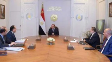 الرئيس السيسي يجمتع مع محافظ البنك المركزي للإطلاع على مؤشراتِ الإقتصاد الكلي