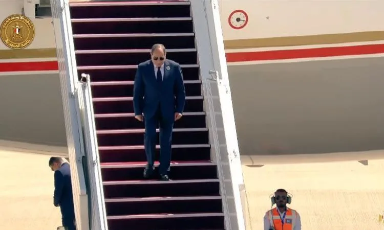 الرئيس السيسي يصل إلى بغداد لحضور القمة العربية الرئيس السيسي يصل إلى بغداد لحضور القمة العربية