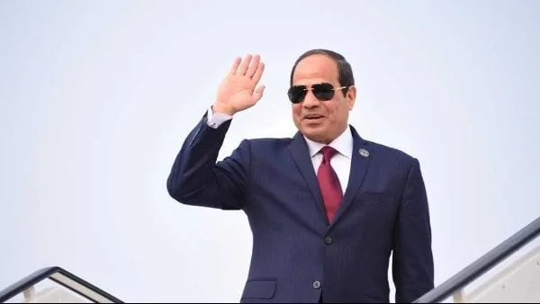 الرئيس السيسي يغادر موسكو عائدًا إلى القاهرة بعد مشاركته في احتفالات عيد النصر الرئيس السيسي يغادر موسكو عائدًا إلى القاهرة بعد مشاركته في احتفالات عيد النصر