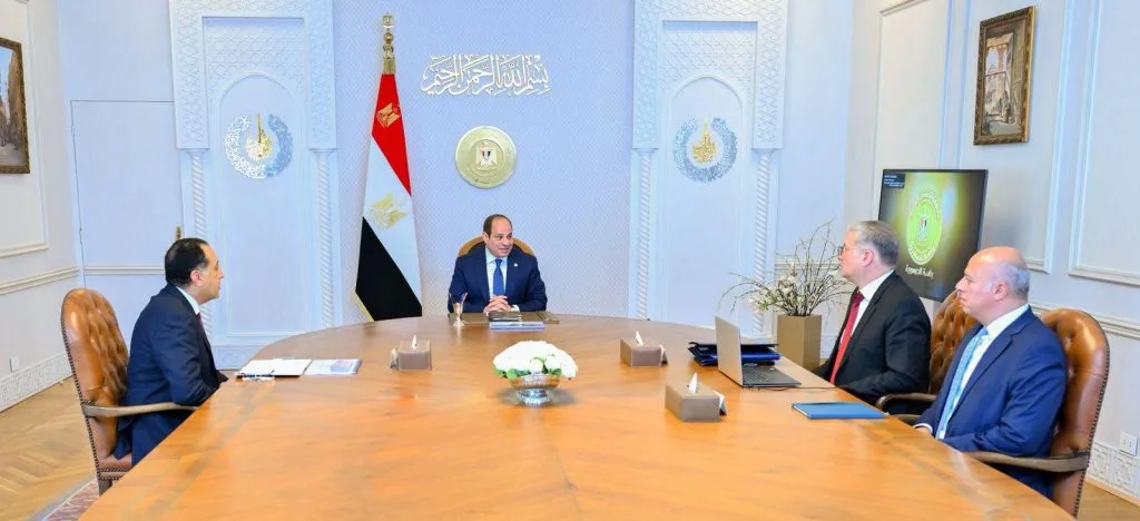 الرئيس السيسي يطلب تعزيز الجهود لتسديد مستحقات شركات النفط.