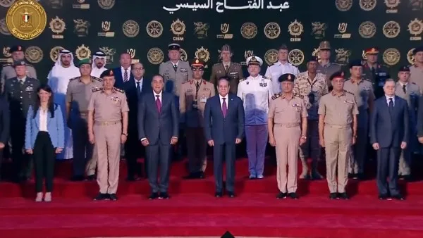 الرئيس السيسي يفتتح بطولة العالم العسكرية للفروسية الـ25 في العاصمة الإدارية| فيديو الرئيس السيسي يفتتح بطولة العالم العسكرية للفروسية الـ25 في العاصمة الإدارية| فيديو