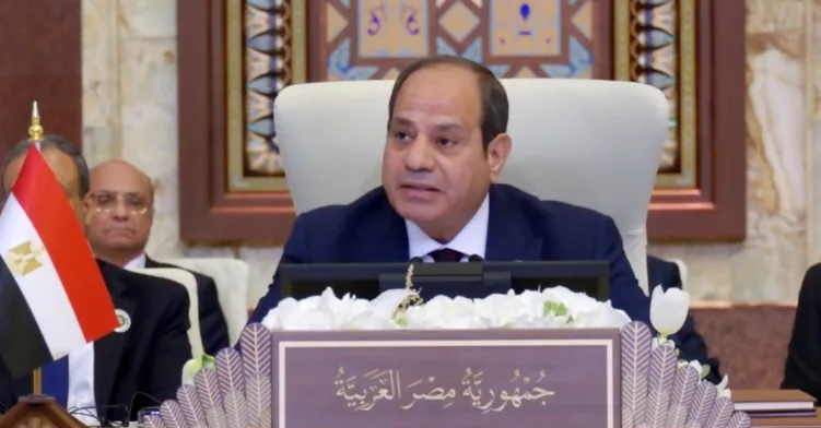 الرئيس المصري يعلن استمرارية الجهود الحثيثة مع قطر والولايات المتحدة للوصول إلى اتفاق لوقف إطلاق النار في غزة الرئيس المصري يعلن استمرارية الجهود الحثيثة مع قطر والولايات المتحدة للوصول إلى اتفاق لوقف إطلاق النار في غزة