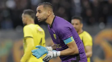 الرجاء على وشك التعاقد مع حارس مرمى منتخب المغرب