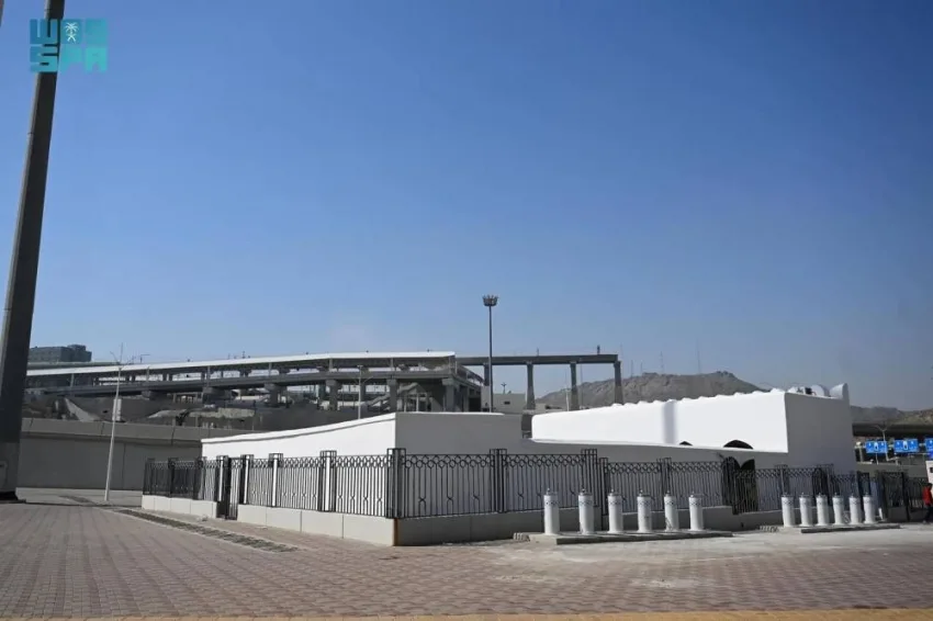 الرشيد يطلع على جهود ترميم المواقع التاريخية والثقافية في مكة المكرمة الرشيد يطلع على جهود ترميم المواقع التاريخية والثقافية في مكة المكرمة
