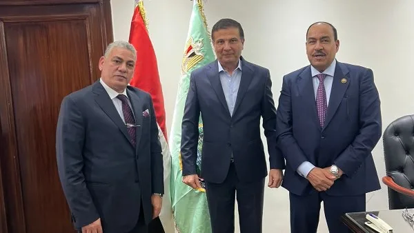 الزراعة تتابع ردود أفعال النواب بخصوص ملف الأسمدة ومدى توافرها الزراعة تتابع ردود أفعال النواب بخصوص ملف الأسمدة ومدى توافرها