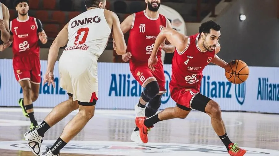الزمالك يتغلب على الأهلي 67-59 في المباراة الرابعة من نصف نهائي دوري السوبر لكرة السلة. الزمالك يتغلب على الأهلي 67-59 في المباراة الرابعة من نصف نهائي دوري السوبر لكرة السلة.