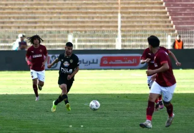 الزمالك يتقدم بهدف أمام سيراميكا كليوباترا في الشوط الأول بالدوري «فيديو» الزمالك يتقدم بهدف أمام سيراميكا كليوباترا في الشوط الأول بالدوري «فيديو»