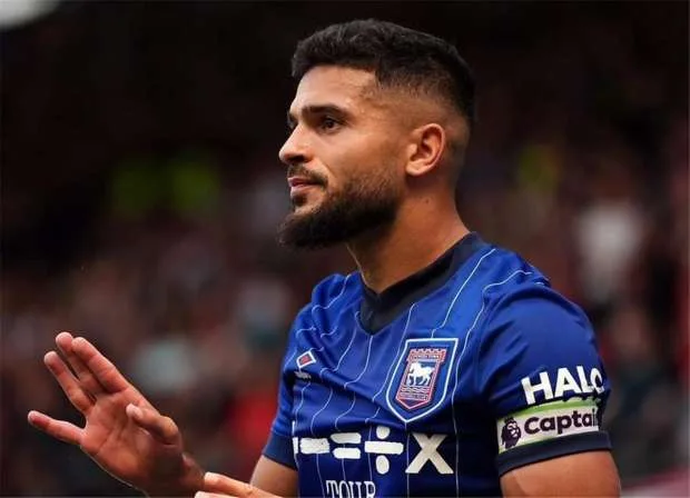 الزمالك يضع استراتيجية مميزة للتعاقد مع سام مرسي.. كيف يتواصلون معه؟
