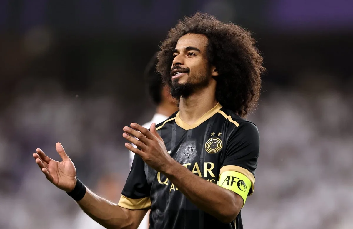 السد يعلق على تقارير الانتقال المحتمل لأكرم عفيف إلى دوري روشن السعودي