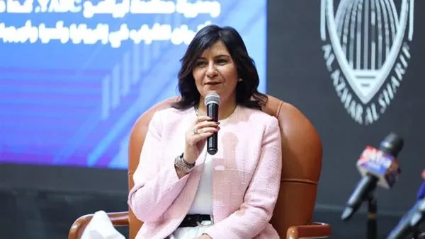 السفيرة نبيلة مكرم تستعرض جهود "التحالف الوطني" في توحيد جهود المجتمع المدني السفيرة نبيلة مكرم تستعرض جهود "التحالف الوطني" في توحيد جهود المجتمع المدني