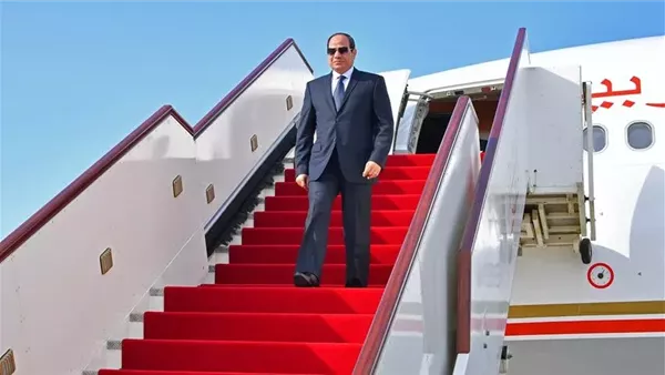 السيسي يتوجه إلى اليونان في زيارة رسمية لتوقيع إعلان الشراكة الاستراتيجية بين البلدين السيسي يتوجه إلى اليونان في زيارة رسمية لتوقيع إعلان الشراكة الاستراتيجية بين البلدين